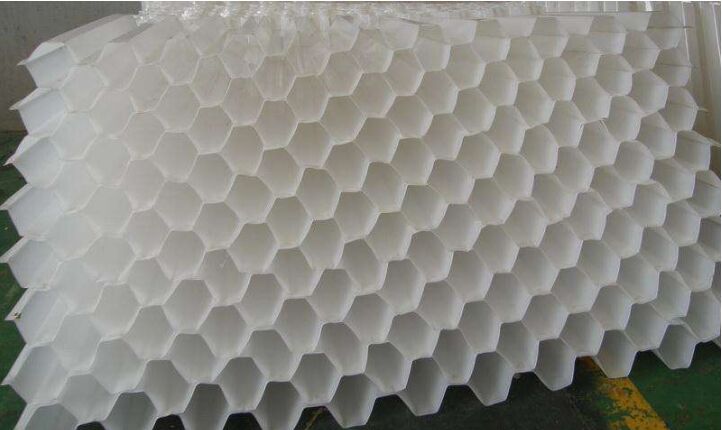 六角蜂窩冷卻塔填料應用優勢